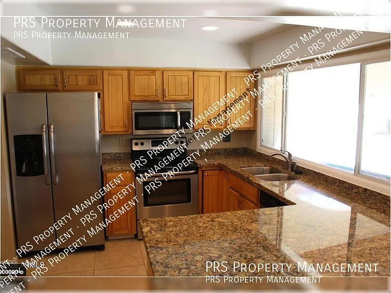 1517 E Gemini Dr — Photo 4