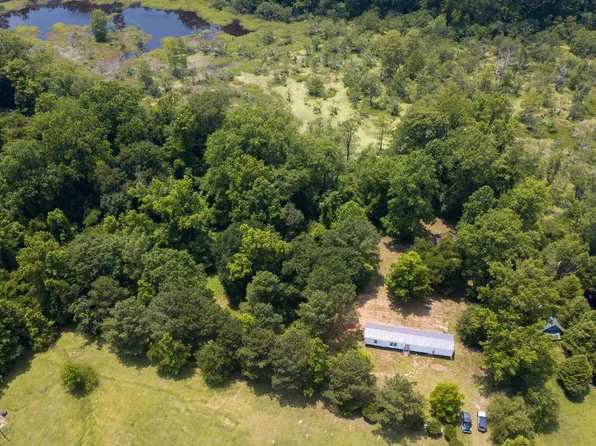 4020 S Hwy 11, Wallace, NC 28466