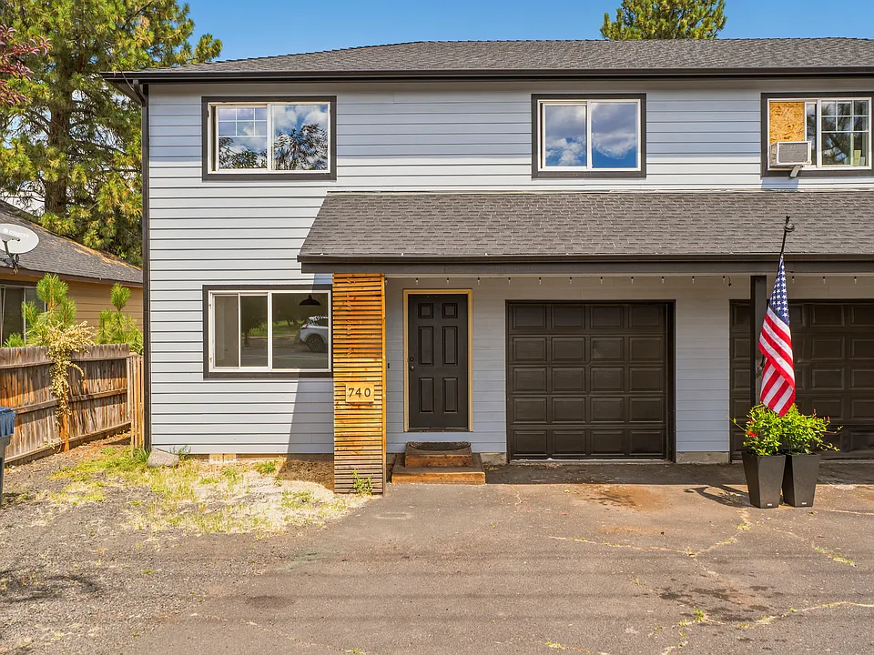 742 E Cascade Ave #2