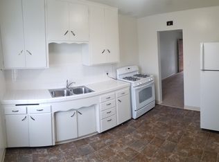 8273 Orchard Ave, La Mesa, CA 91942
