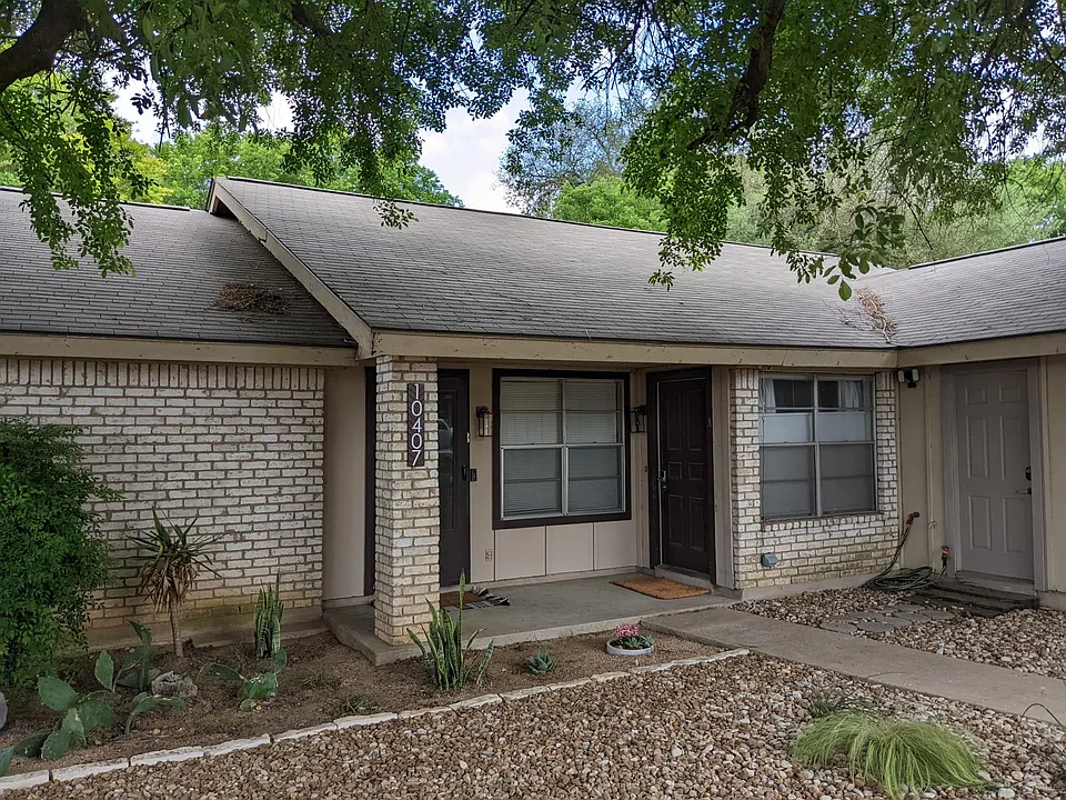 10407 Little Pebble Dr