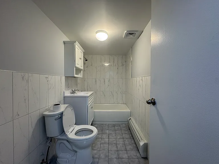 56-07 Clover Pl #3L — Photo 14