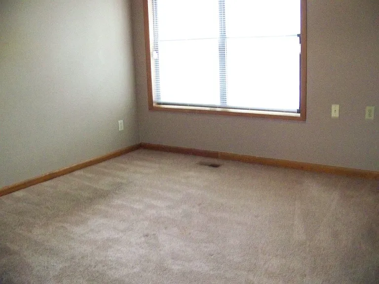 1198 Windham Ct — Photo 10