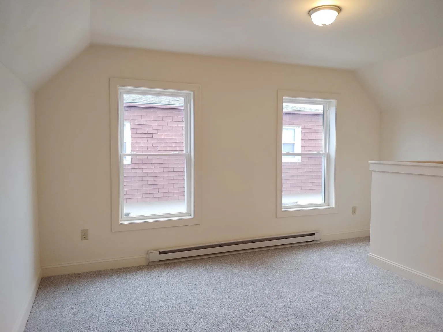 2 bed, 1032 sqft, $1,450 — Photo 3