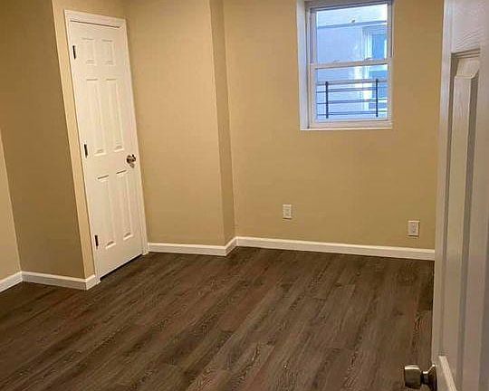 3rd image of 301 E 3rd St #1B