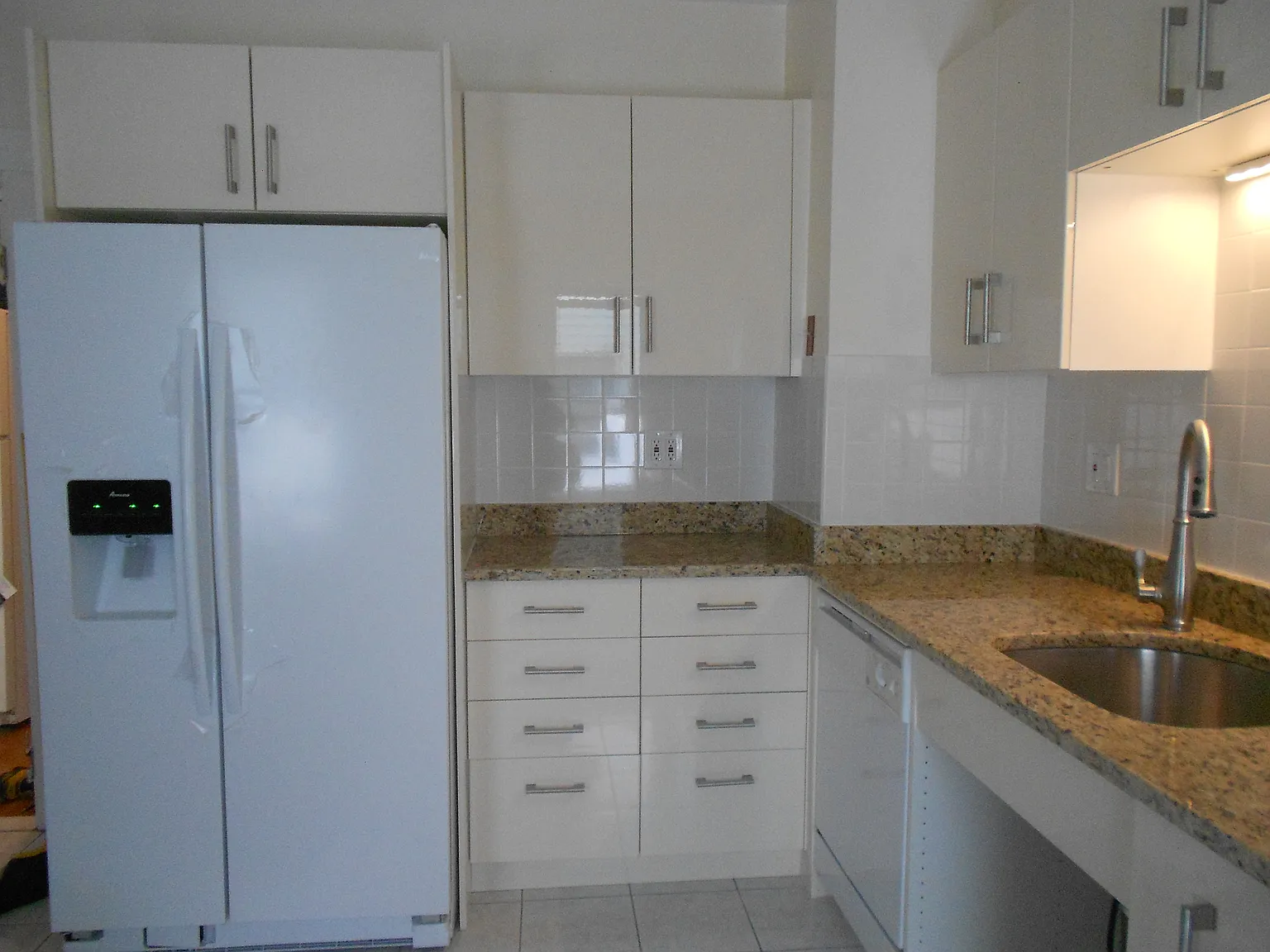 4 bed, 1800 sqft, $4,800 — Photo 4