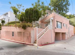 3901 De Longpre Ave, Los Angeles, CA 90027