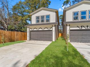 8151 Crestview Dr, Houston, TX 77028