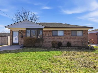 21612 Evergreen St, Saint Clair Shores, MI, 48082