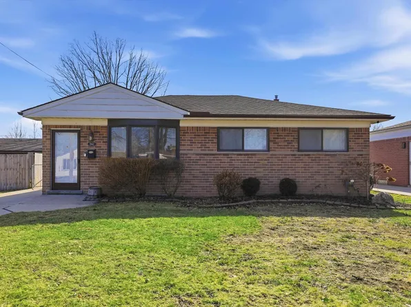 21612 Evergreen St, Saint Clair Shores, MI 48082