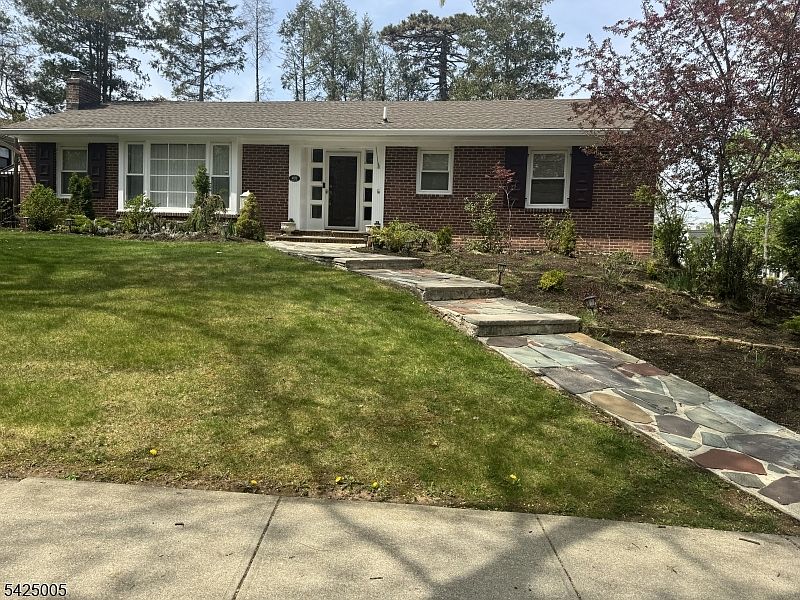 1st image of 495 Berkeley Ave