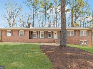 299 Sunset Dr, Dallas, GA 30132