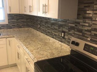 585 Rahway Ave #8TEHG928D, Woodbridge, NJ 07095