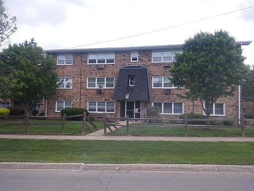 1st image of 1120 Parkwood Dr APT 103