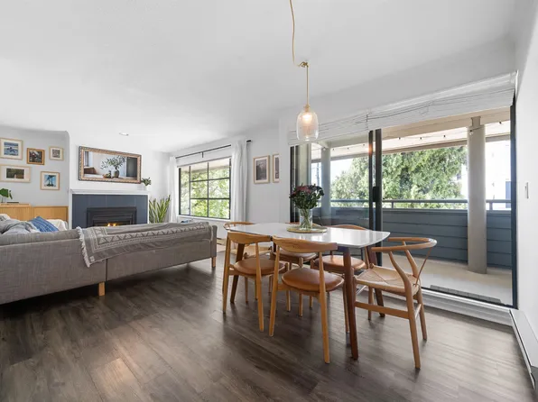 2118 Eastern Ave #3, North Vancouver, BC V7L 3G3