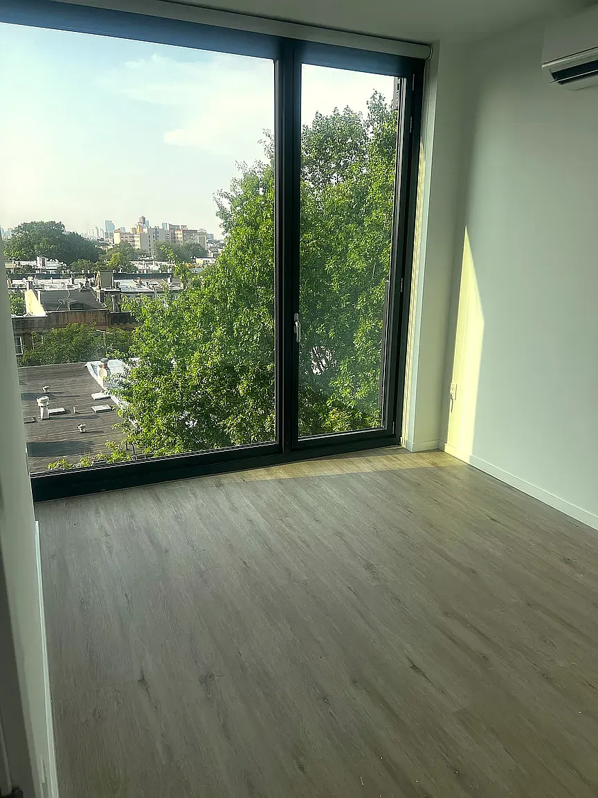 12 Halsey Street — Photo 4