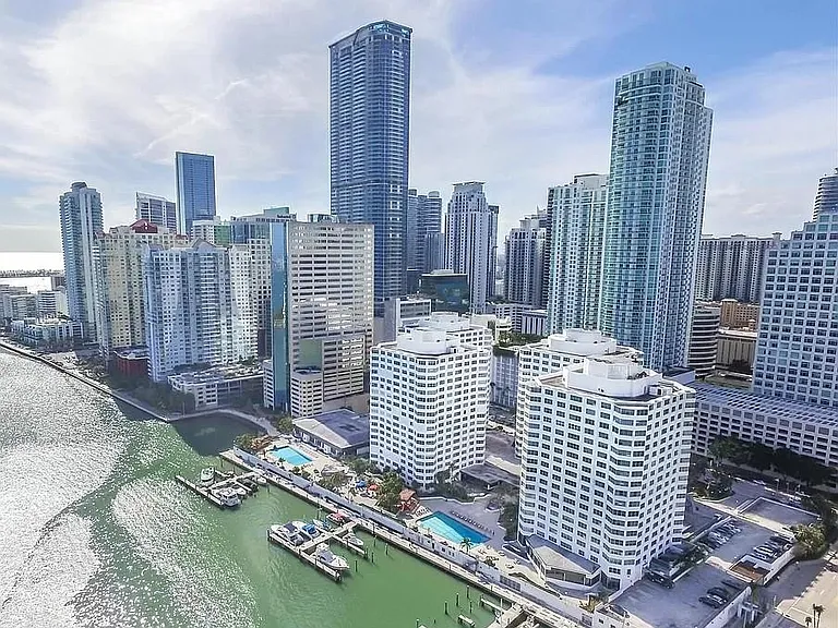 905 Brickell Bay Dr #9 — Photo 25