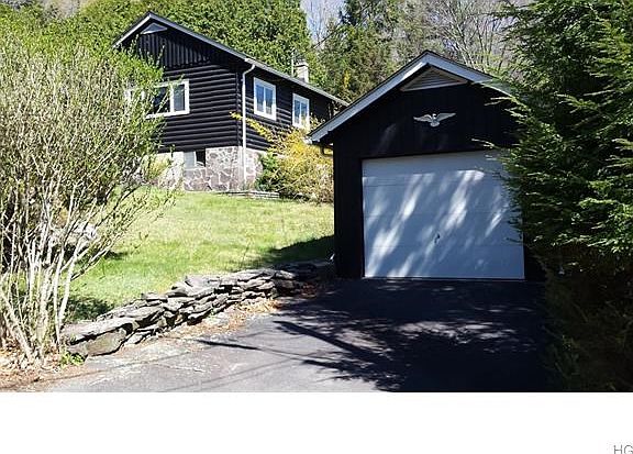 2nd image of 125 Keller Ave