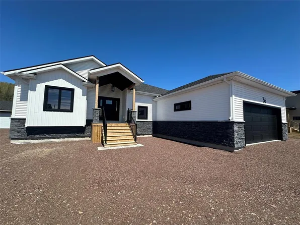 36 McDonald Crescent, Bishop's Falls, NL A0H1C0