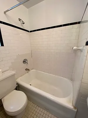 Rented by Waverly Realty Associates | media 6