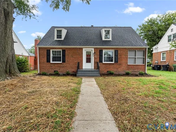 317 Cedar Ln, Hopewell, VA 23860