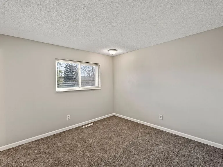 1404 Imperial Rd — Photo 16