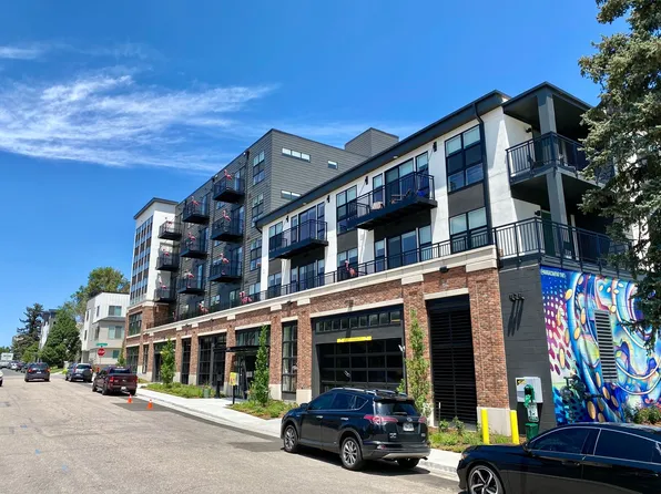 3500 S Corona St #504, Englewood, CO 80113