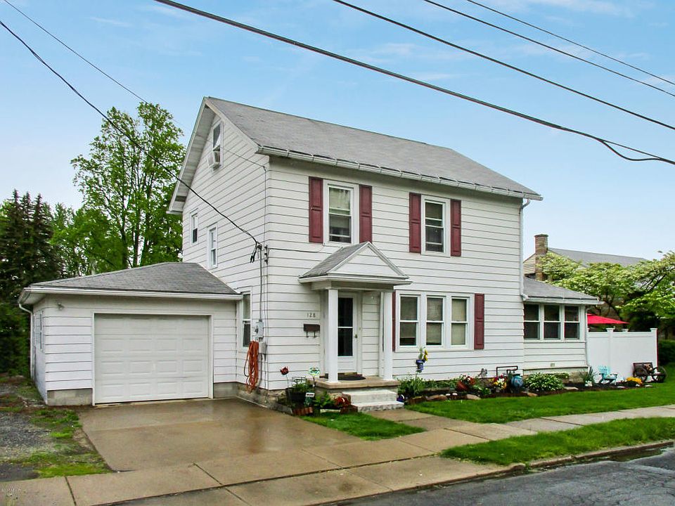 1st image of 128 W Mountain Ave