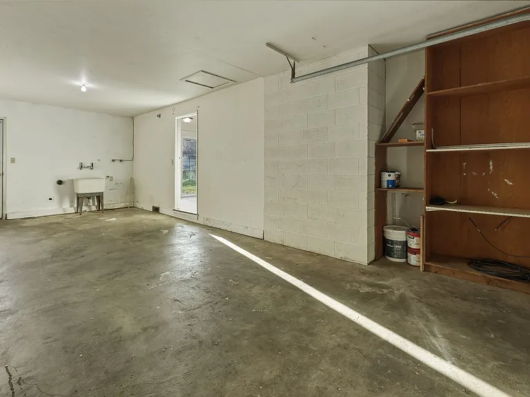 333 Choker St SE #B — Photo 23