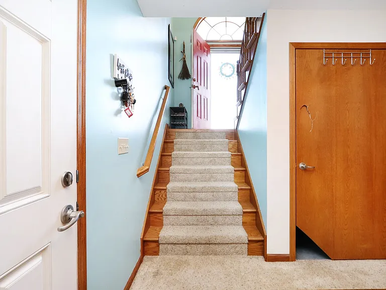 309 Lockett Ln — Photo 16