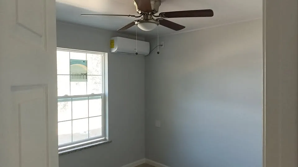 GOL Blue House — Photo 2