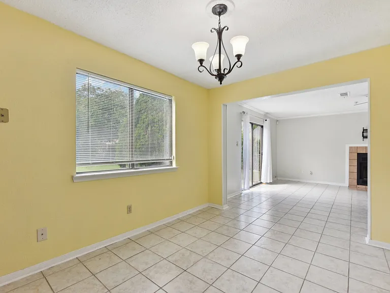 3217 Honeysuckle Dr — Photo 12