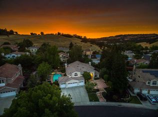 34 Savona Ct, Danville, CA 94526