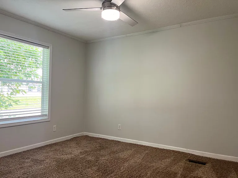 Cedar Terrace — Photo 10