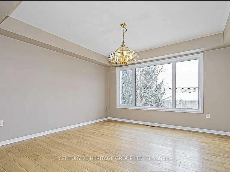 162 Widdifield Ave — Photo 7