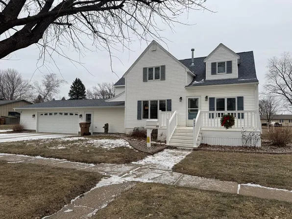 257 N Elm St, Rockwell City, IA 50579
