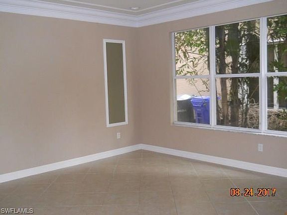 3rd image of 10293 Carolina Willow Dr