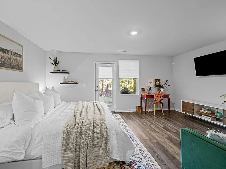 2550 Laurel Valley Way — Photo 7