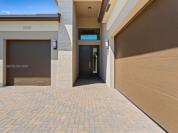 3rd image of 21135 Tangelo Tree Dr