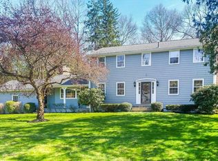 9 Wayside Rd, Wayland, MA 01778