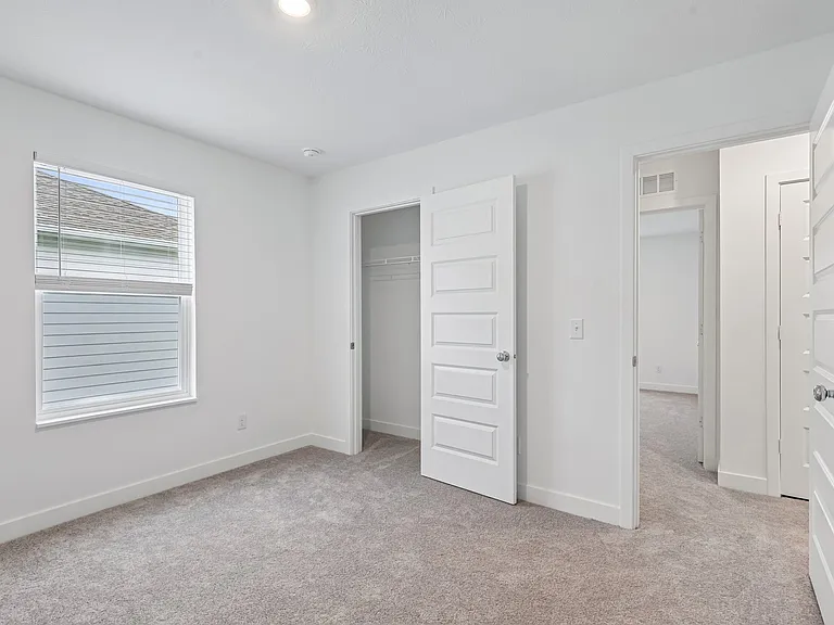 15274 Farrington Way — Photo 44
