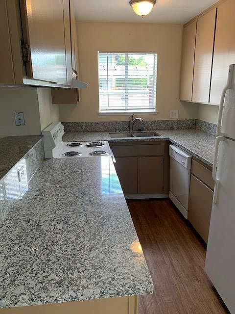 Kitchen with new granite