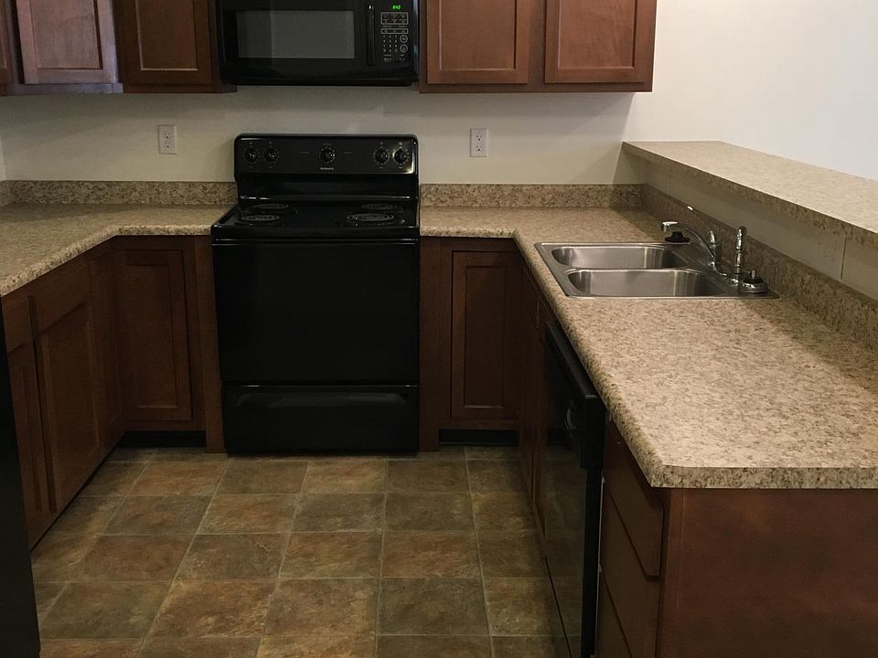 1st image of 6979 Colerain Ave Unit 6
