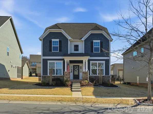 4033 Silverwood Dr, Waxhaw, NC 28173