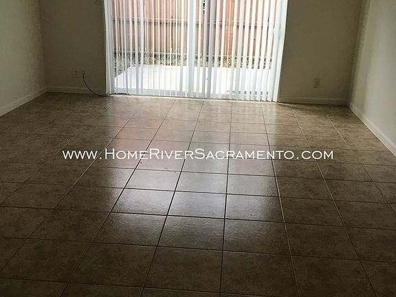 2nd image of 1112 Evelyn Ln APT C