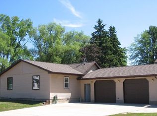 405 E Groninger St, Suring, WI 54174