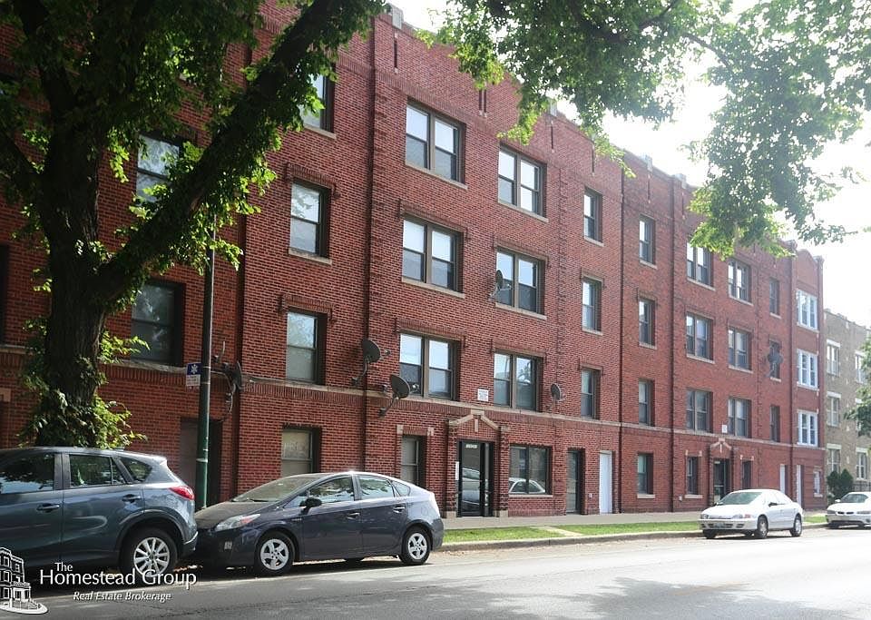 1st image of 3245 N Damen Ave #3s__south