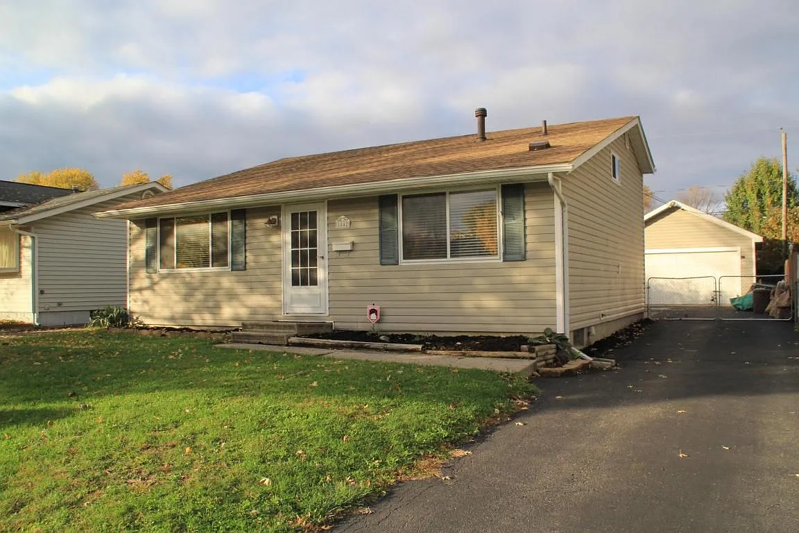 1842 Brookfield Rd photo 1