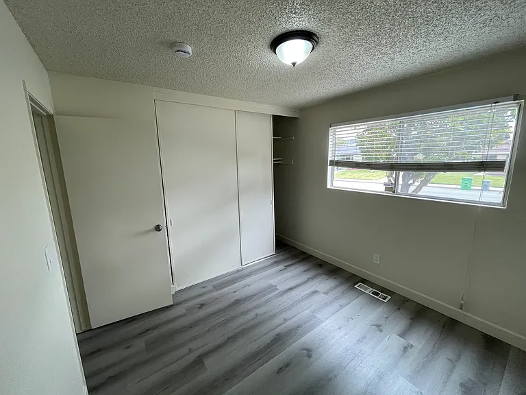 2903 Clover Ct — Photo 17