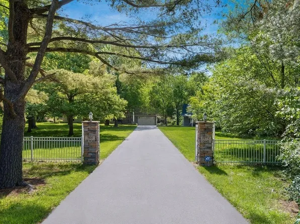 7600 Lee Rd, Westerville, OH 43081